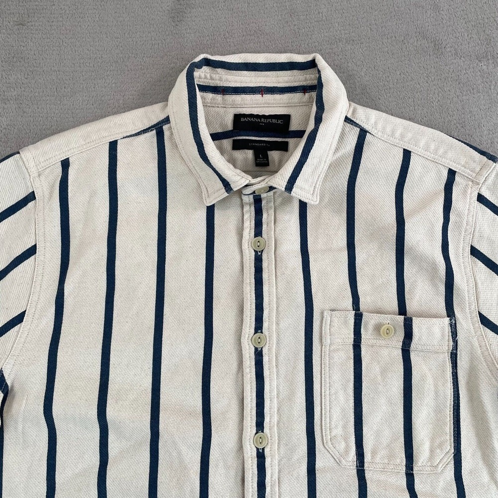 Banana Republic Indigo Shirt Men Large‎ Natural Navy Striped Short Sleeve NWOT